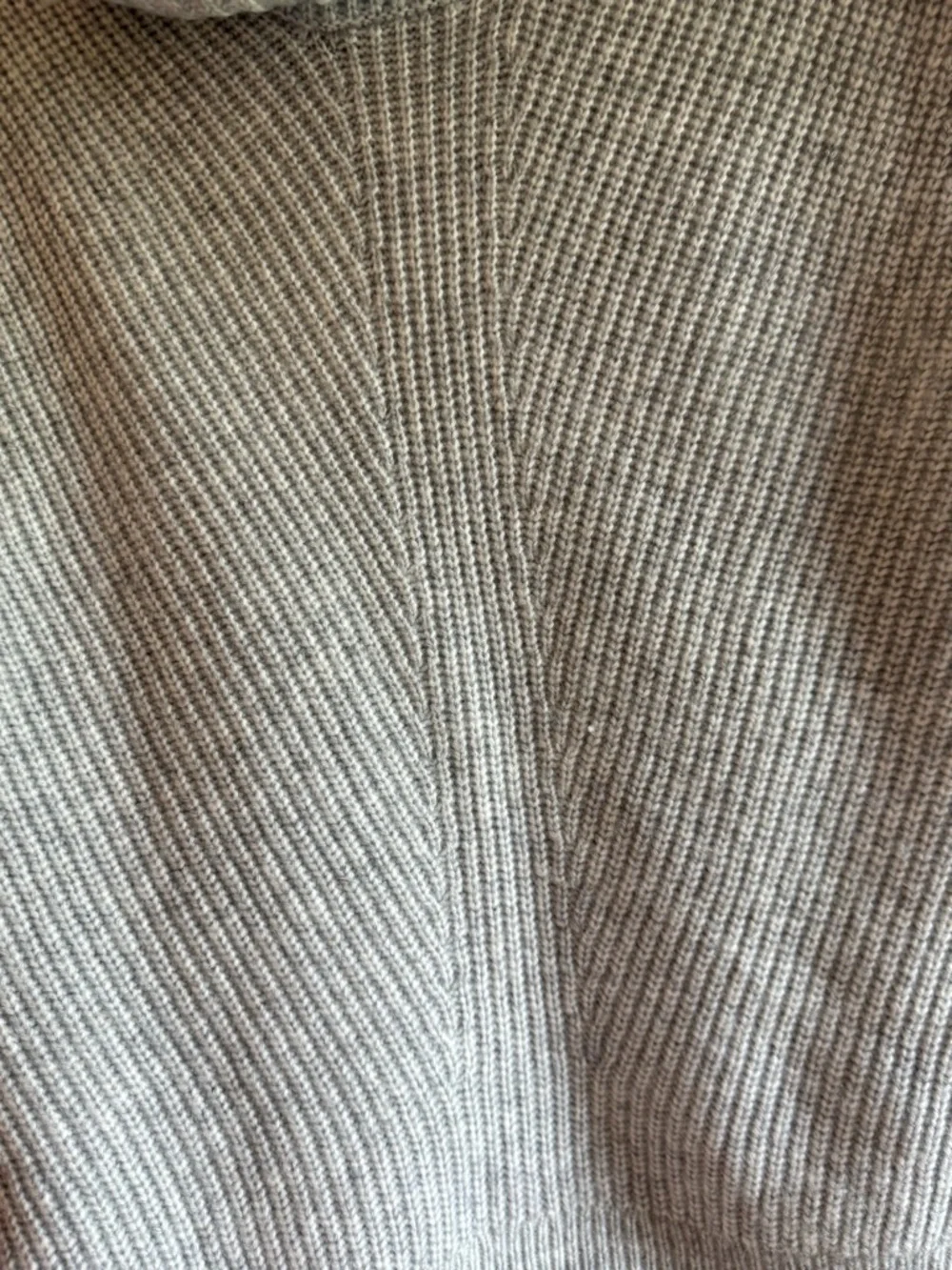 NWT Express *Grey Sleeveless Turtleneck Sweater - Picture 5 of 6